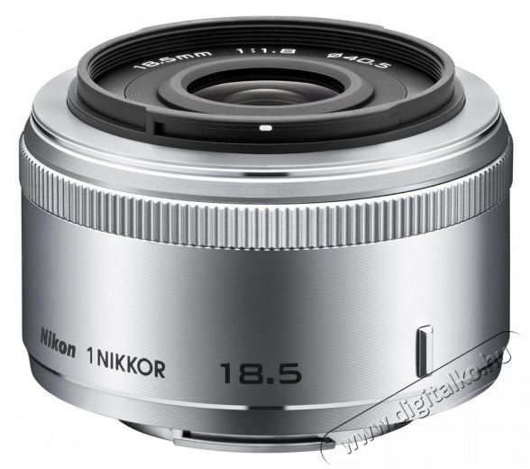 Nikon 1 NIKKOR 18,5mm f/1,8 objektív - ezüst Fotó-Videó kiegészítők - Objektív - Fix fókuszú objektív - 259818