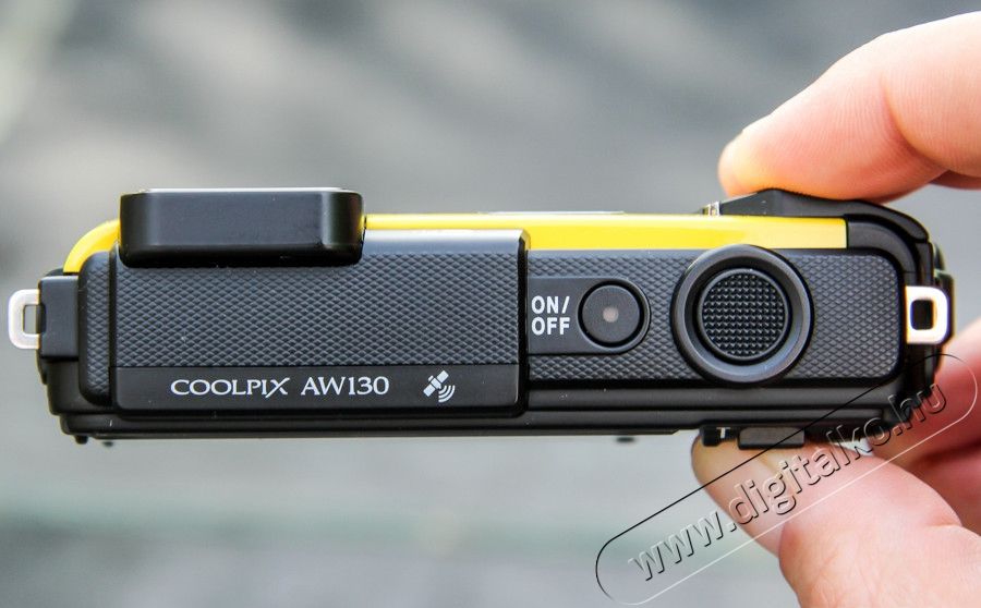 Nikon CoolPix AW130 Outdoor kit (2 év garancia!) - sárga Fényképezőgép / kamera - Kompakt fényképezőgép - Kaland és vízálló fényképezőgép - 290319