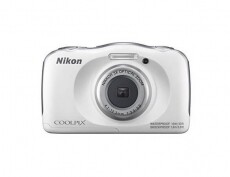 Nikon CoolPix W150 digitális fényképezőgép - fehér + Hátizsák Fényképezőgép / kamera - Kompakt fényképezőgép - Kaland és vízálló fényképezőgép - 349548