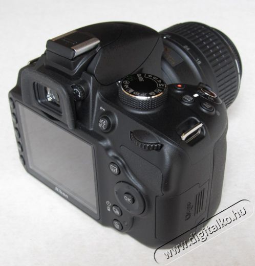 Nikon D3200 + 18-55mm VR II + 55-200mm VR Kit (3 év garancia!) + Nikon táska + 16GB SD kártya Fényképezőgép / kamera - DSLR tükörreflexes fényképezőgép - 288849