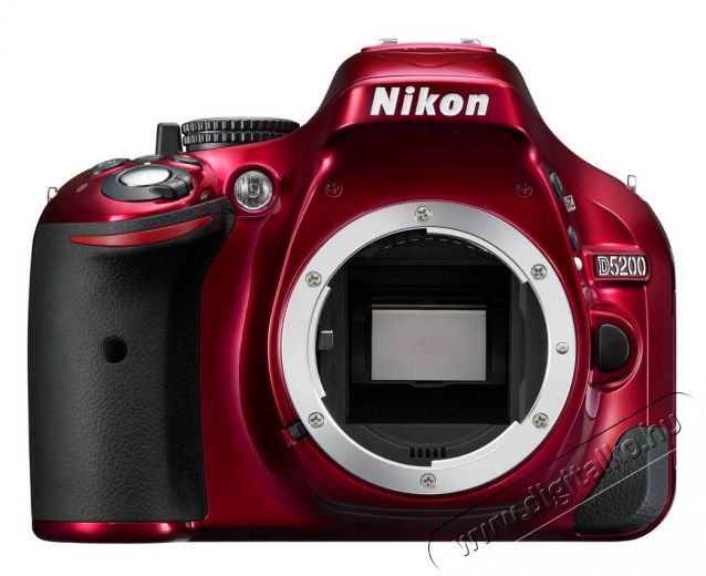 Nikon D5200 + 18-55mm VR II Kit vörös (3 év garancia!) + Nikon táska + 16GB SD kártya Fényképezőgép / kamera - DSLR tükörreflexes fényképezőgép - 288845