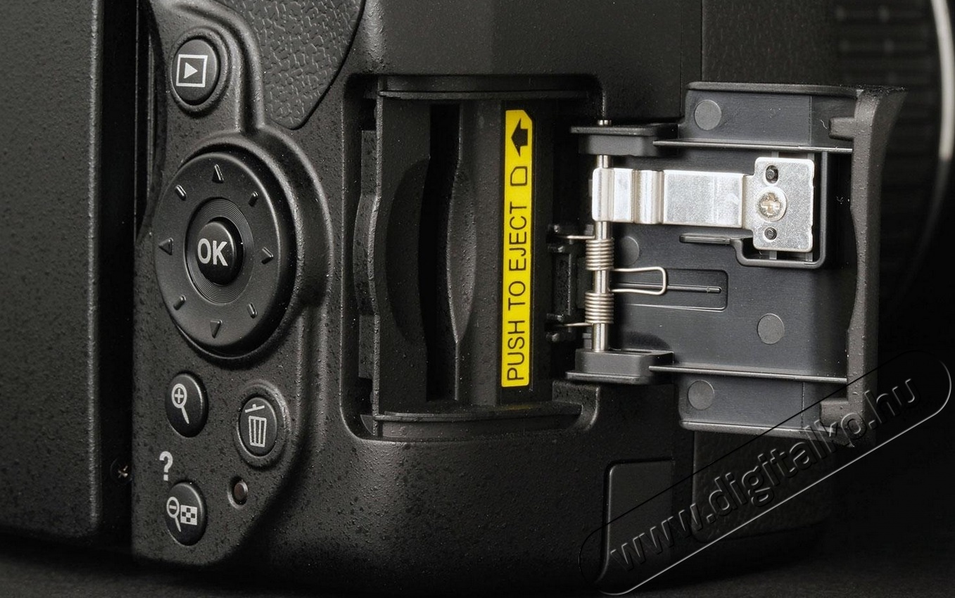 Nikon D5300 + 18-55mm AF-P VR Kit - fekete (3 év garancia!) Fényképezőgép / kamera - DSLR tükörreflexes fényképezőgép - 296693