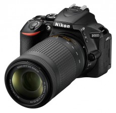 Nikon D5600 + 18-140mm VR Digitális fényképezőgép Fényképezőgép / kamera - DSLR tükörreflexes fényképezőgép - 315006