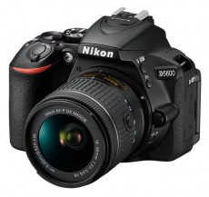 Nikon D5600 + 18-140mm VR Digitális fényképezőgép Fényképezőgép / kamera - DSLR tükörreflexes fényképezőgép - 315006