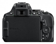 Nikon D5600 + 18-140mm VR Digitális fényképezőgép Fényképezőgép / kamera - DSLR tükörreflexes fényképezőgép - 315006