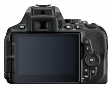 Nikon D5600 + 18-140mm VR Digitális fényképezőgép Fényképezőgép / kamera - DSLR tükörreflexes fényképezőgép - 315006