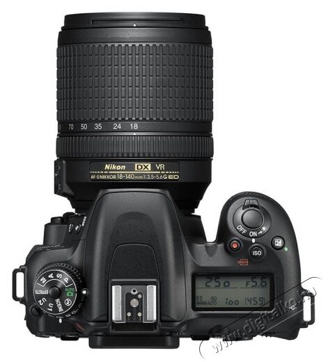 Nikon D7500 + AF-S 18-140mm VR Digitális fényképezőgép Fényképezőgép / kamera - DSLR tükörreflexes fényképezőgép - 342040
