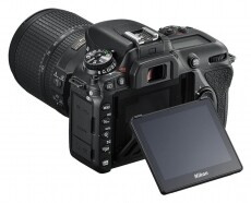 Nikon D7500 + AF-S 18-140mm VR Digitális fényképezőgép Fényképezőgép / kamera - DSLR tükörreflexes fényképezőgép - 342040