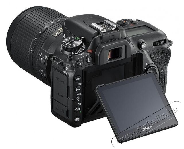 Nikon D7500 + AF-S 18-140mm VR Digitális fényképezőgép Fényképezőgép / kamera - DSLR tükörreflexes fényképezőgép - 342040