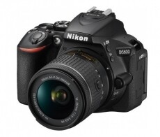 Nikon D5600 + AF-P 18-55mm VR digitális fényképezőgép Fényképezőgép / kamera - DSLR tükörreflexes fényképezőgép - 313734