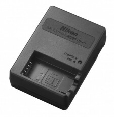 Nikon MH-31 akkutöltő Akkuk és töltők - Li-ion akkumulátor és töltő (gyári) - Töltő / hálózati adapter - 296717