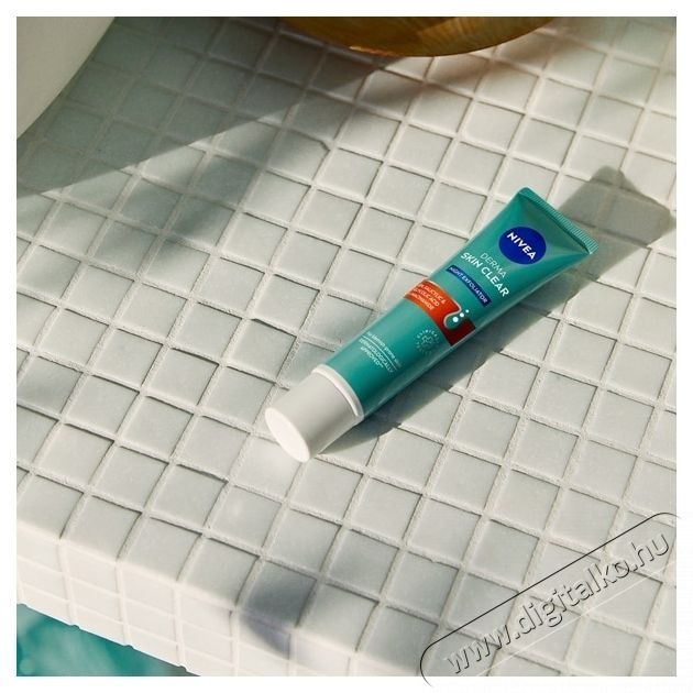 Nivea H&aacute;mlaszt&oacute; &eacute;jszakai kezel&eacute;s Derma Skin Clear, 40 ml Sz&eacute;ps&eacute;g&aacute;pol&aacute;s / Eg&eacute;szs&eacute;g - Arc / bőr &aacute;pol&aacute;s - Kieg&eacute;sz&iacute;tő - 537162