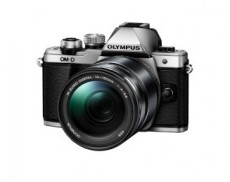Olympus E-M10 II + 14-150mm II - ez&uuml;st/fekete F&eacute;nyk&eacute;pezőg&eacute;p / kamera - MILC cser&eacute;lhető objekt&iacute;ves kompakt f&eacute;nyk&eacute;pezőg&eacute;p - 295363
