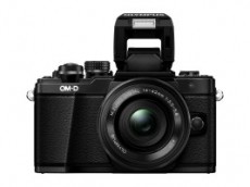 Olympus E-M10 II + 14-42mm EZ - fekete/fekete F&eacute;nyk&eacute;pezőg&eacute;p / kamera - MILC cser&eacute;lhető objekt&iacute;ves kompakt f&eacute;nyk&eacute;pezőg&eacute;p - 295360