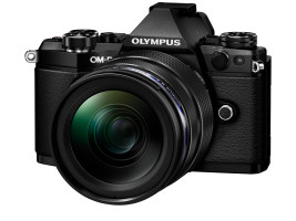 Olympus E-M5 Mark II + 12-40mm Pro - fekete/fekete F&eacute;nyk&eacute;pezőg&eacute;p / kamera - MILC cser&eacute;lhető objekt&iacute;ves kompakt f&eacute;nyk&eacute;pezőg&eacute;p - 295347