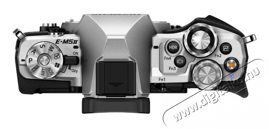Olympus E-M5 II v&aacute;z - ez&uuml;st F&eacute;nyk&eacute;pezőg&eacute;p / kamera - MILC cser&eacute;lhető objekt&iacute;ves kompakt f&eacute;nyk&eacute;pezőg&eacute;p - 295339