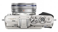 Olympus E-PL7 Pancake + 14-42mm + 40-150mm Kit - feh&eacute;r F&eacute;nyk&eacute;pezőg&eacute;p / kamera - MILC cser&eacute;lhető objekt&iacute;ves kompakt f&eacute;nyk&eacute;pezőg&eacute;p - 287532
