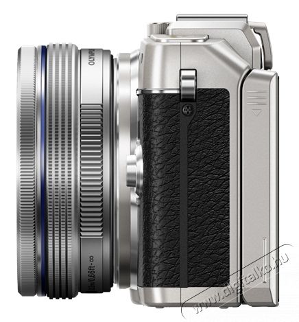 Olympus E-PL7 + 14-42mm EZ (EZ-M1442EZ) Pancake Zoom Kit - ez&uuml;st F&eacute;nyk&eacute;pezőg&eacute;p / kamera - MILC cser&eacute;lhető objekt&iacute;ves kompakt f&eacute;nyk&eacute;pezőg&eacute;p - 281427