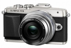 Olympus E-PL7 Portr&eacute; - Flatlay Kit - ez&uuml;st/ez&uuml;st F&eacute;nyk&eacute;pezőg&eacute;p / kamera - MILC cser&eacute;lhető objekt&iacute;ves kompakt f&eacute;nyk&eacute;pezőg&eacute;p - 296729