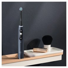Oral-B iO Series 7 2 db-os fekete+fehér elektromos fogkefe szett Szépségápolás / Egészség - Száj / fog ápolás - Elektromos fogkefe - 437709