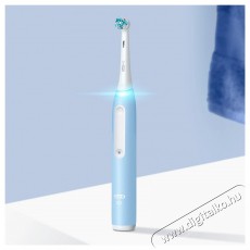 Oral-B iO3 elektromos fogkefe Ice Blue Szépségápolás / Egészség - Száj / fog ápolás - Elektromos fogkefe - 493815