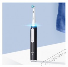 Oral-B iO3 elektromos fogkefe - Matt Black Szépségápolás / Egészség - Száj / fog ápolás - Elektromos fogkefe - 494905