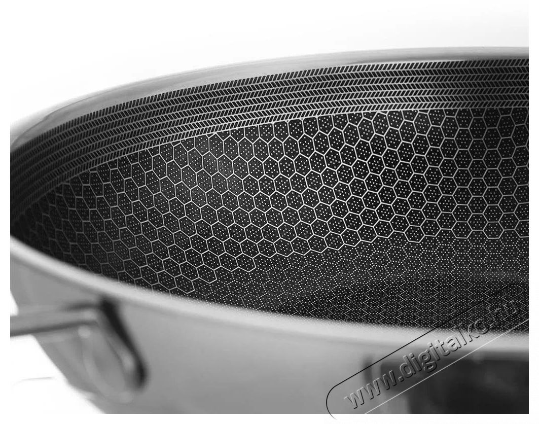 Orion COOKCELL WOK Serpenyő, tapad&aacute;smentes fel&uuml;let, 3 r&eacute;teg, &aacute;tm. 28 cm Konyhai term&eacute;kek - Ed&eacute;ny - Wok serpenyő - 529832