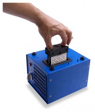 OZONEGENERATOR Blue 7000 k&eacute;k l&eacute;g- &eacute;s kl&iacute;matiszt&iacute;t&oacute; &oacute;zongener&aacute;tor H&aacute;ztart&aacute;s / Otthon / K&uuml;lt&eacute;r - Ventil&aacute;tor / L&eacute;gkondicion&aacute;l&oacute; - Kieg&eacute;sz&iacute;tő - 420531