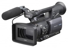 PANASONIC AG-HMC151/152 Fényképezőgép / kamera - Memóriakártyás videokamera - Professzionális - 482