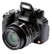 PANASONIC Lumix DMC-FZ200 (DMC-FZ200EP-K) Fényképezőgép / kamera - Ultrazoom fényképezőgép - Közepes méretű - 256268