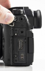 PANASONIC Lumix G DC-GH5 váz - fekete Fényképezőgép / kamera - DSLR tükörreflexes fényképezőgép - 351228