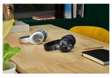 PANASONIC RB-HX220BDES Bluetooth fejhallgató - Ezüst Audio-Video / Hifi / Multimédia - Fül és Fejhallgatók - Fejhallgató - 458422
