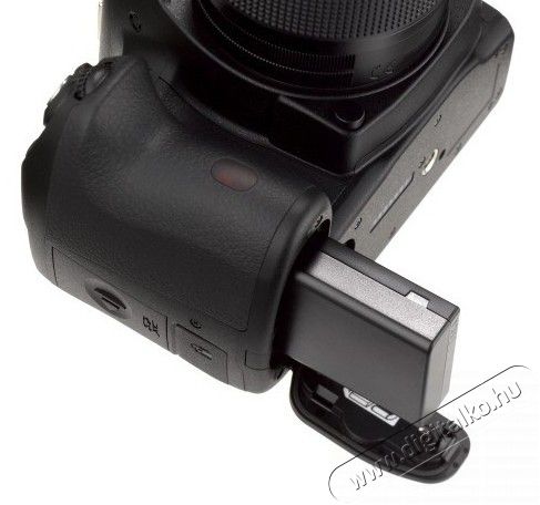 Pentax K-50 + 18-55mm DAL WR + 50-200mm DAL WR Kit - fekete Fényképezőgép / kamera - DSLR tükörreflexes fényképezőgép - 273424