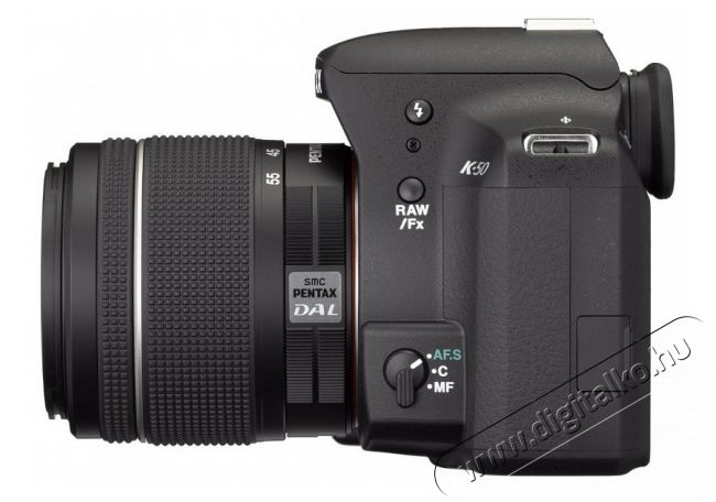 Pentax K-50 + 18-55mm DAL WR Kit - fekete Fényképezőgép / kamera - DSLR tükörreflexes fényképezőgép - 273423