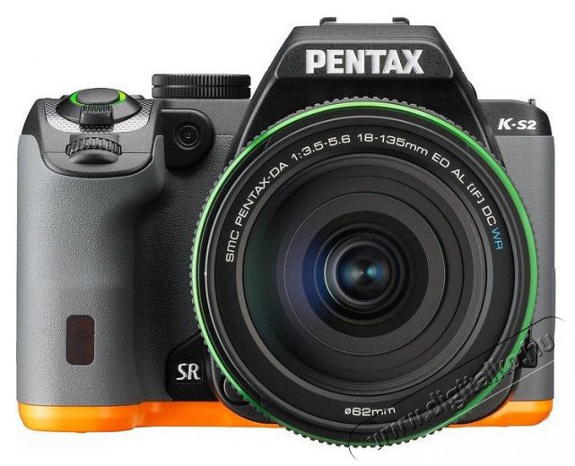 Pentax K-S2 + DA 18-135mm WR Kit - fekete/narancs Fényképezőgép / kamera - DSLR tükörreflexes fényképezőgép - 286740