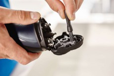 PHILIPS S1100/04 Shaver series 1000 borotva Szépségápolás / Egészség - Szőrtelenítő / borotva - Férfi borotva - 301196