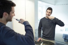 PHILIPS HX9112/12 Sonicare FlexCare Platinum szónikus elektromos fogkefe Szépségápolás / Egészség - Száj / fog ápolás - Elektromos fogkefe - 331506