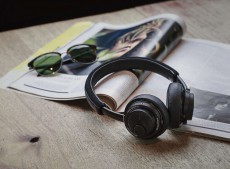 PHILIPS M2BTBK/00 mikrofonos fejhallgató Audio-Video / Hifi / Multimédia - Fül és Fejhallgatók - Fejhallgató mikrofonnal / headset - 298667