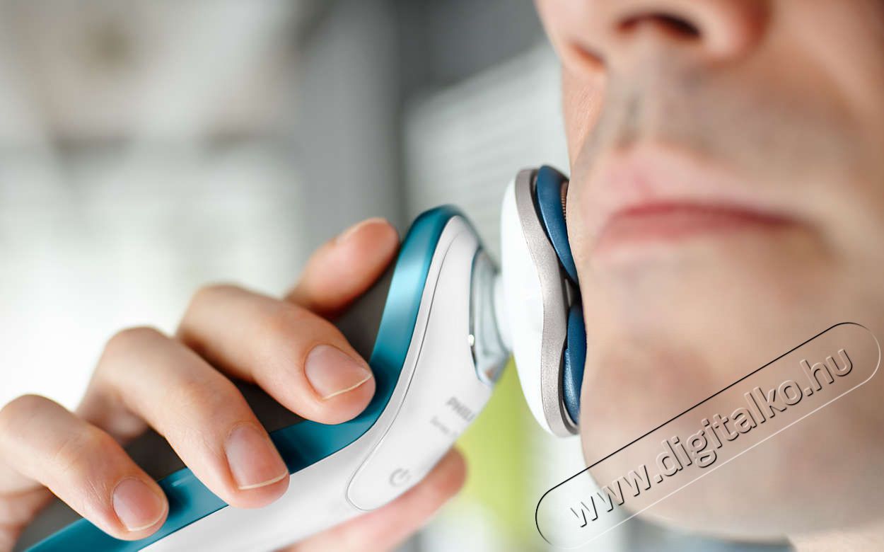 PHILIPS S7310/67 Series 7000 elektromos borotva szett Szépségápolás / Egészség - Szőrtelenítő / borotva - Férfi borotva - 332280