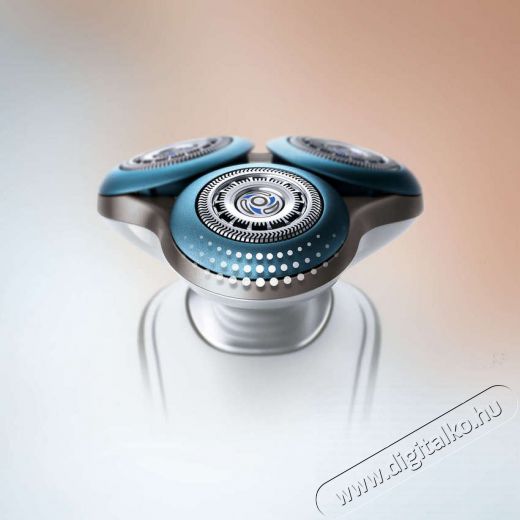 PHILIPS S7310/67 Series 7000 elektromos borotva szett Szépségápolás / Egészség - Szőrtelenítő / borotva - Férfi borotva - 332280