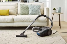 PHILIPS FC8244/09 PowerGo porzsákos porszívó Háztartás / Otthon / Kültér - Porszívó / takarítógép - Porzsákos porszívó - 326966