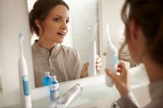 PHILIPS HX8331/01 AirFloss Ultra fogkőtisztító Szépségápolás / Egészség - Száj / fog ápolás - Fogkő eltávolító / polírozó - 326352