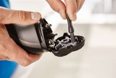 PHILIPS S1520/04 Shaver series 1000 borotva Szépségápolás / Egészség - Szőrtelenítő / borotva - Férfi borotva - 301139