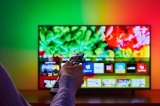 PHILIPS 50PUS6703/12 Ultra HD Smart Ambilight LED televízió Televíziók - LED televízió - UHD 4K felbontású - 345823