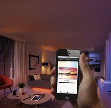 PHILIPS 915004318901 Hue Iris asztali lámpa Háztartás / Otthon / Kültér - Világítás / elektromosság - Asztali lámpa - 301310