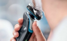 PHILIPS S5070/65 AquaTouch nedves és száraz elektromos borotva  Szépségápolás / Egészség - Szőrtelenítő / borotva - Férfi borotva - 331516