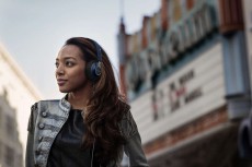 PHILIPS SHL5605BL fejhallgató Audio-Video / Hifi / Multimédia - Fül és Fejhallgatók - Fejhallgató mikrofonnal / headset - 299030