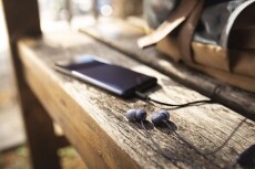 PHILIPS SHE2305BK/00 UpBeat mikrofonos fülhallgató - fekete Audio-Video / Hifi / Multimédia - Fül és Fejhallgatók - Fülhallgató mikrofonnal / headset - 350696