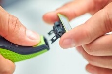 PHILIPS QP220/50 CSERE PENGE 2DB Szépségápolás / Egészség - Szőrtelenítő / borotva - Férfi szőrtelenítő kiegészítő - 366538