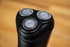 PHILIPS S1110/04 Shaver series 1000 borotva Szépségápolás / Egészség - Szőrtelenítő / borotva - Férfi borotva - 301197